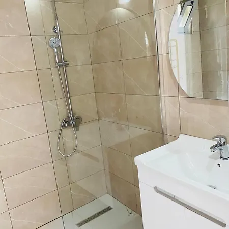 White And Camping Drymades Апартаменты *
