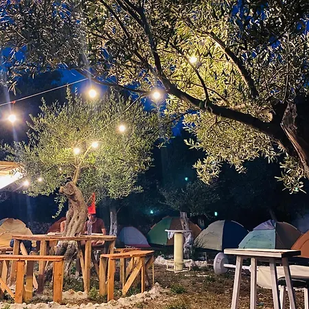 White And Camping Drymades Апартаменты