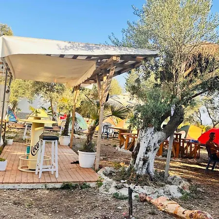 White And Camping Drymades *