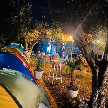 White And Camping Drymades *