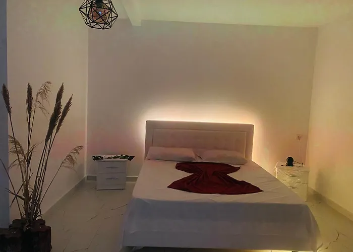 Apartament White And Camping Drymades *