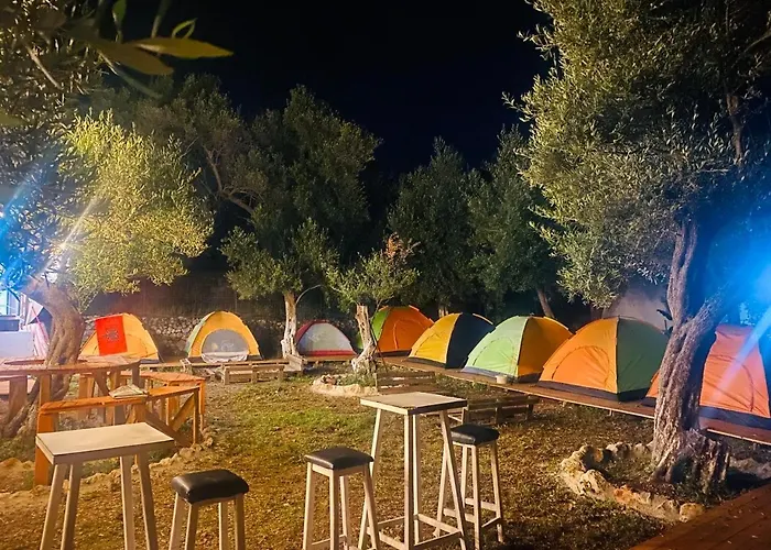 Apartament White And Camping Drymades *