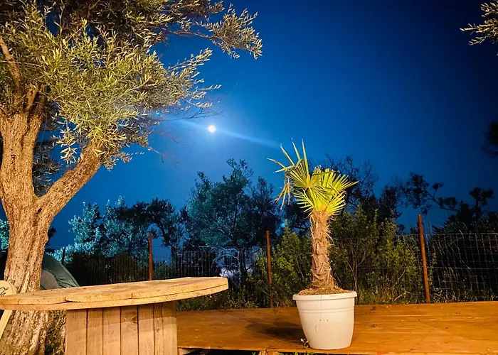 Apartament White And Camping Drymades Dhërmi