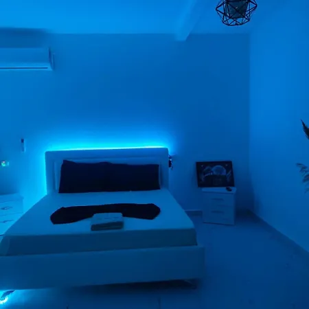 White And Camping Drymades Διαμέρισμα Dhërmi