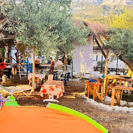 Apartmán White And Camping Drymades Dhërmi