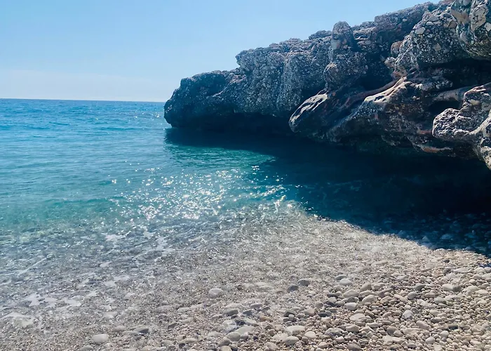 Apartamento White And Camping Drymades *