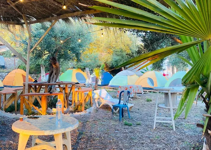 Apartamento White And Camping Drymades *