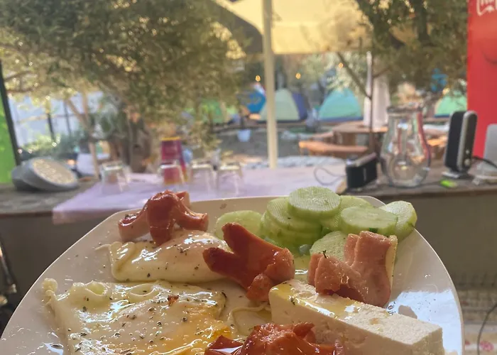 Apartamento White And Camping Drymades