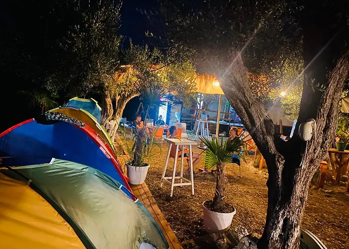 White And Camping Drymades *